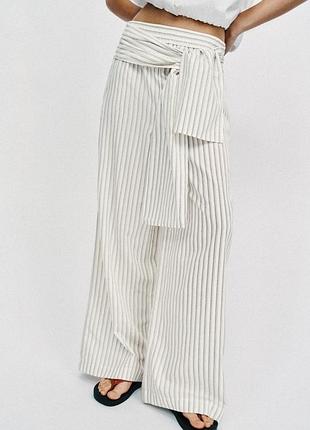 Брюки с широкими штанинами от zara