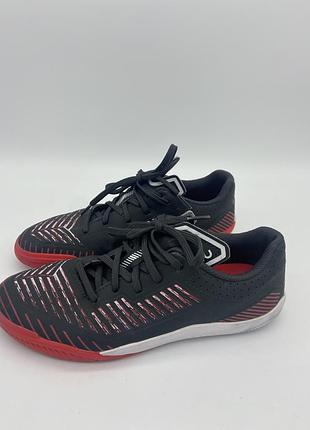 Дитячі футбольні бутси для залу decathlon ginka kipsta, 36 розмір, устілка 22.5