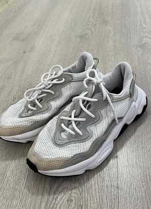 Кросівки adidas