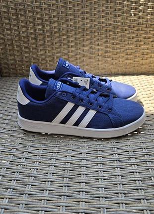 Кроссовки,туфли, мокасины adidas