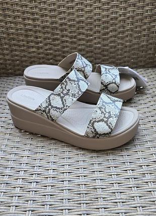 Шлепки , босоніжки crocs brooklyn w11-42/43-27cm