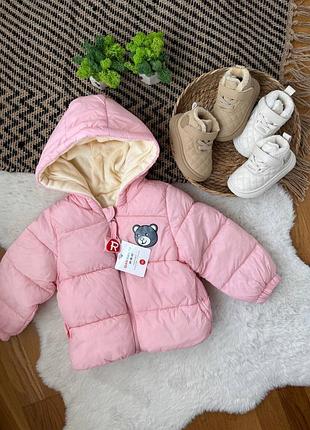 Стильная теплая деми курточка для девочки 90-120
