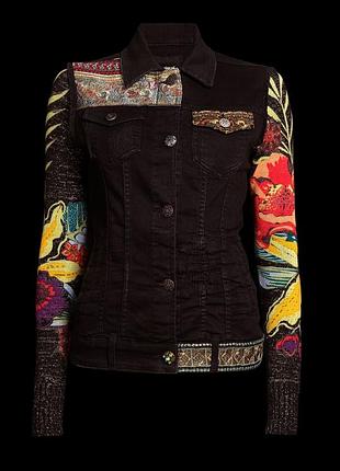 Стильна джинсова куртка desigual з вишивкою та оздобленням