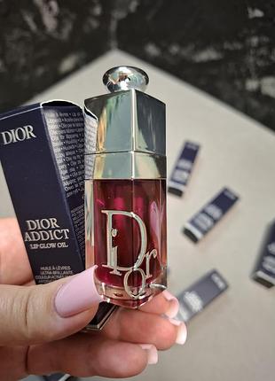 Масло-блеск для губ addict lip glow oil в трендовом оттенке 006 berry juicy.