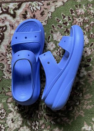 Crocs classic crush sandal, violet. розмір m11 (us) / eu 44