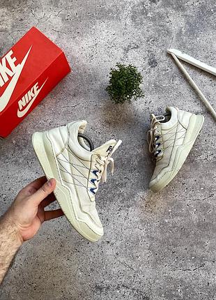 Кросівки filling pieces