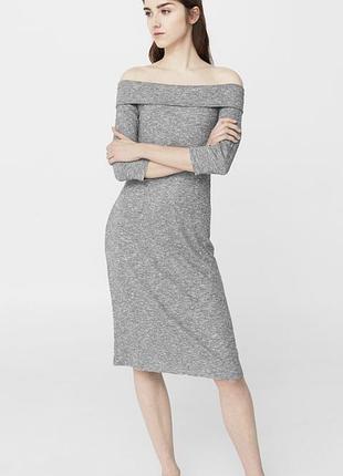 Сіра трикотажна сукня mango
