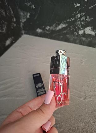 Легендарная маселка для губ addict lip glow oil в самом вкусном оттенке 007 raspberry juicy.