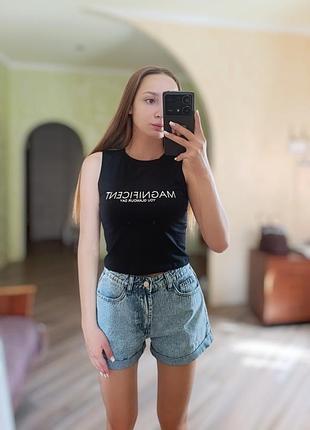 Топ з надписом