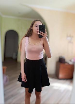 Спідниця з незвичайної тканини