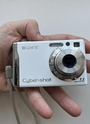 Легендарная камера фотоаппарат 2000хsony cyber-shot dsc-w80 белая редкая