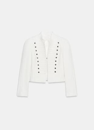 Укорочений приталений жакет zara