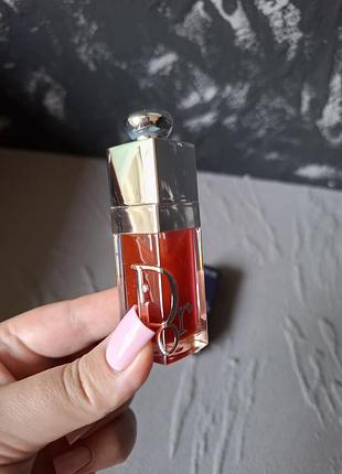Абсолютный хит и роскошь для ваших губ - легендарная маселка addict lip glow oil 046 cranberry juicy.