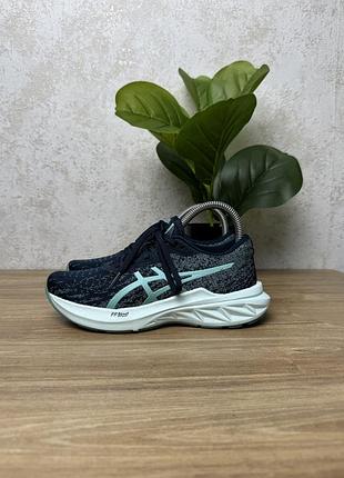 Жіночі бігові кросівки asics розмір 35