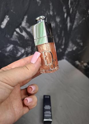 Культовая увлажняющая маселка-блеск для губ addict lip glow oil в самом желанном новом оттенке 077 rosy candy sparkly.