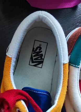 Vans era patchwork vn0a38frvmf

оригінальні vans era patchwork у дуже яскравому та рідкісному різнокольоровому дизайні multi / true white 🌈 7