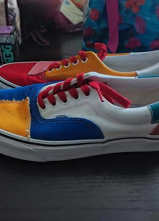 Vans era patchwork vn0a38frvmf

оригінальні vans era patchwork у дуже яскравому та рідкісному різнокольоровому дизайні multi / true white 🌈 3