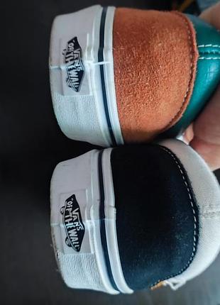 Vans era patchwork vn0a38frvmf

оригінальні vans era patchwork у дуже яскравому та рідкісному різнокольоровому дизайні multi / true white 🌈 6