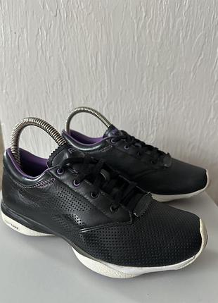 Шкіряні кросівки від reebok easytone 35,5