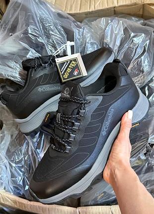 Columbia gore-tex black grey