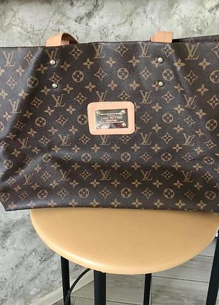 Масивна сумка шопер louis vuitton