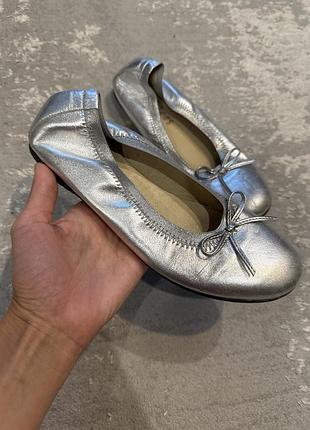 Балетки сріблясті d chicas made in spain 34 р