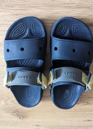 Сандалі підліткові crocs 2