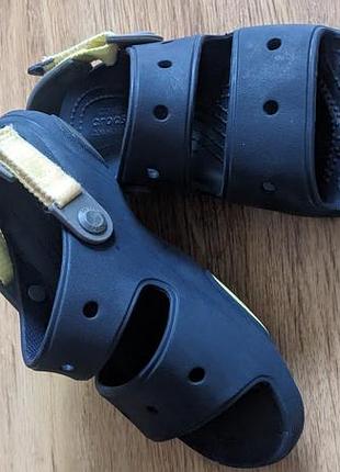 Сандалии подростковые crocs