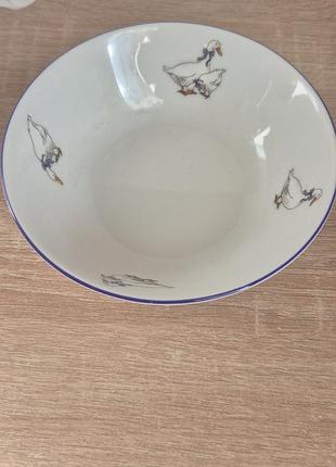 Пешла малая " гуси ",фарфор, 300 грн