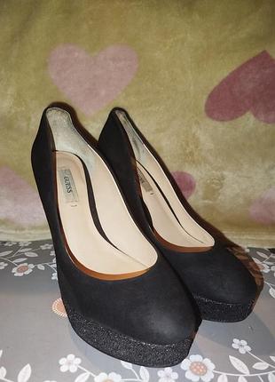 Вечерние туфли guess 38р.