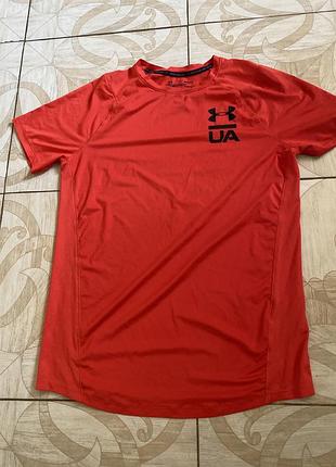 Футболка under armour