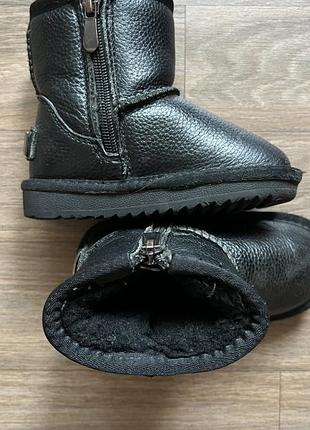 Дитячі ugg