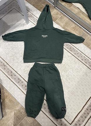 Дитячий костюм zara