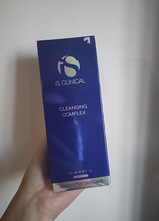 Is clinical cleansing complex - гель для умывания