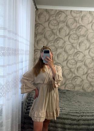 Жіноча сукня