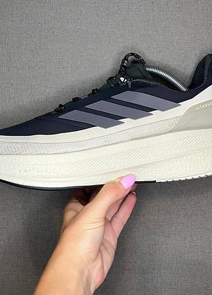 Кроссовки adidas 44,5 р