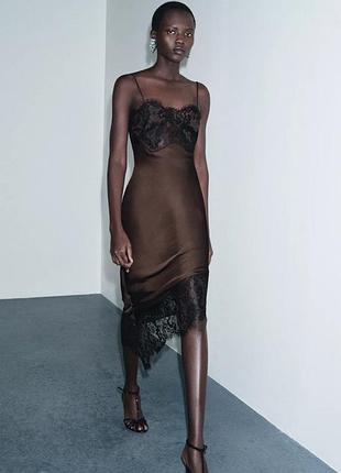 Атласна сукня з мереживом zara