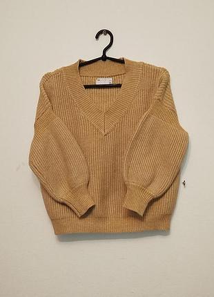 Бежевий в'язаний джемпер з об'ємними рукавами. asos.