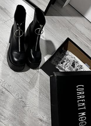 Чоботи, ботинки на каблуку dollskill current mood demonia
