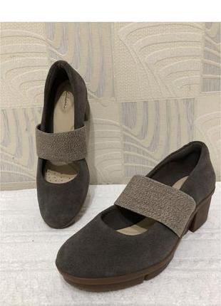 Нові замшеві туфлі clarks pola river оригінал розмір 37 (устілка 23 см) комфорт
