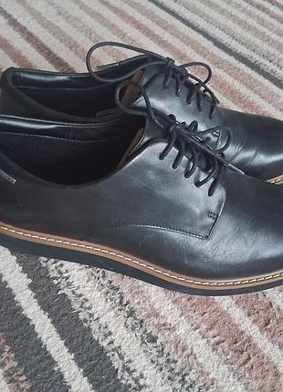 Туфлі clarks artisan