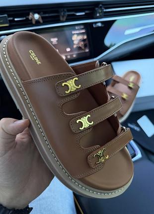 Кожаные сандалииceline triomphe mule slide brown