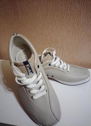 Кросівки keds, жіночі, бежеві, розмір eu 40.5 / us 9.5.