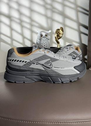 Nike initiator grey 2