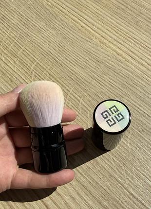 Дорожній пензлик givenchy