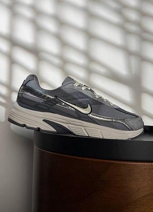 Nike initiator grey white 5