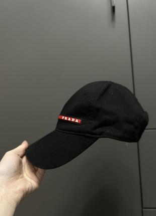 Кепка prada