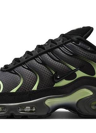 Кросівки чоловічі nike air max tn plus "pacific moss" dm0032-035