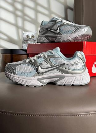 Nike v5 rnr white metallic sky
