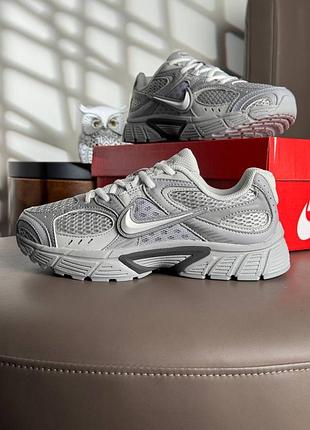 Nike v5 rnr light grey metallic